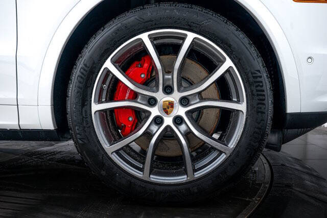 2026 Porsche Cayenne S