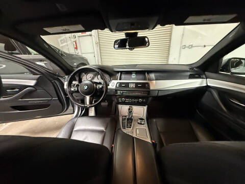 2014 BMW 5 Series 528i