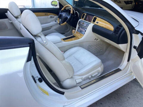 2005 Lexus SC 430