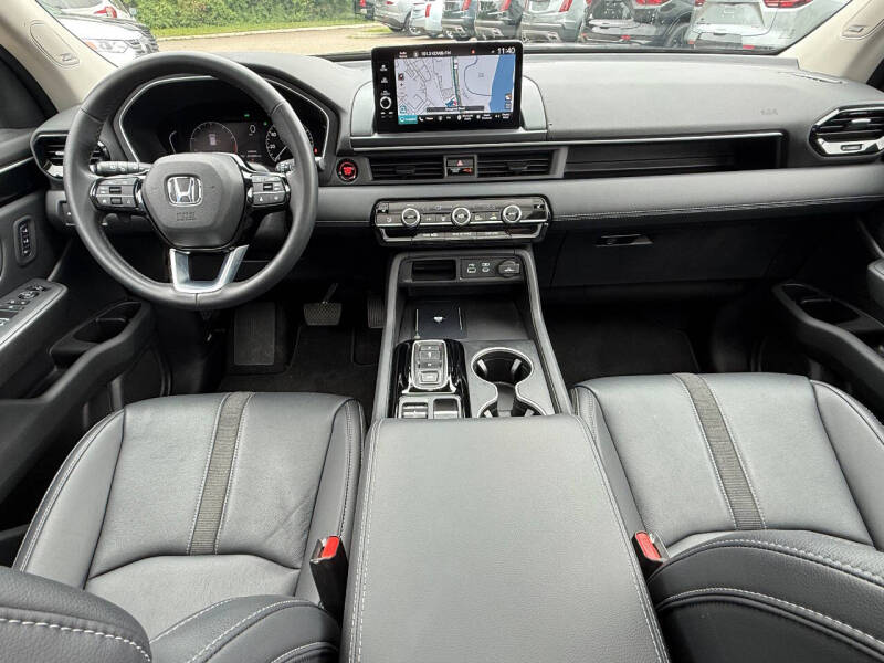 2024 Honda Pilot Touring