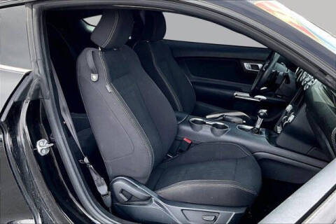 2021 Ford Mustang EcoBoost