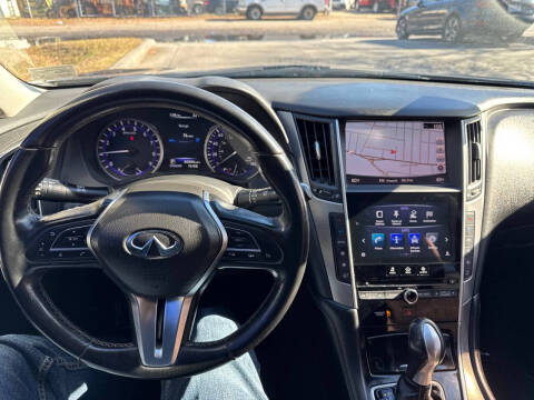 2017 Infiniti Q50 3.0T Signature Edition