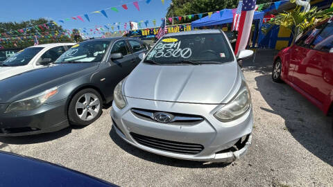 2012 Hyundai Accent GS