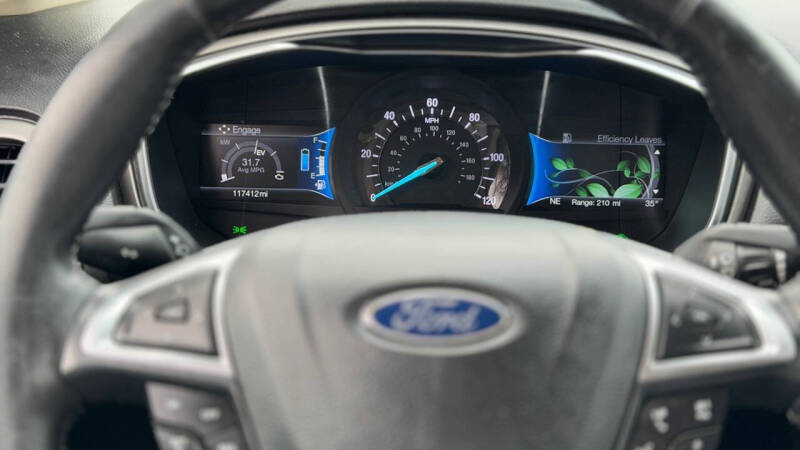 2017 Ford Fusion Hybrid SE