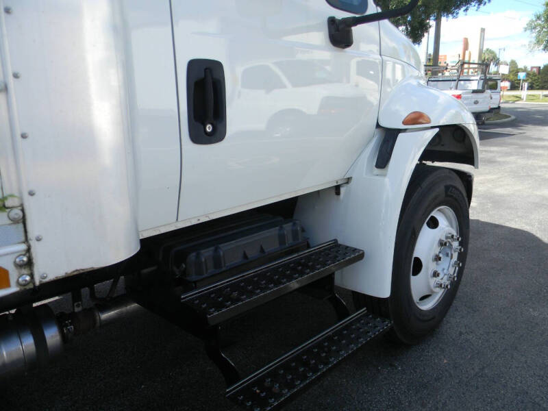 2017 International DuraStar 4300