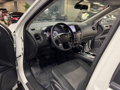 2019 Nissan Pathfinder S