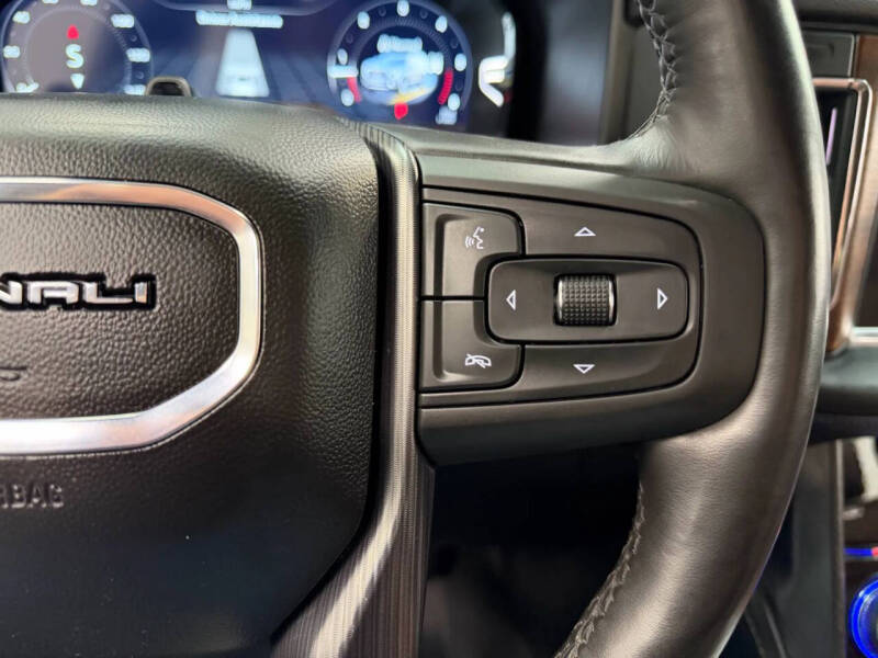 2023 GMC Yukon XL Denali Ultimate