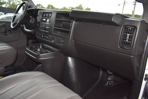 2023 GMC Savana 2500