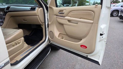 2010 Cadillac Escalade ESV Luxury