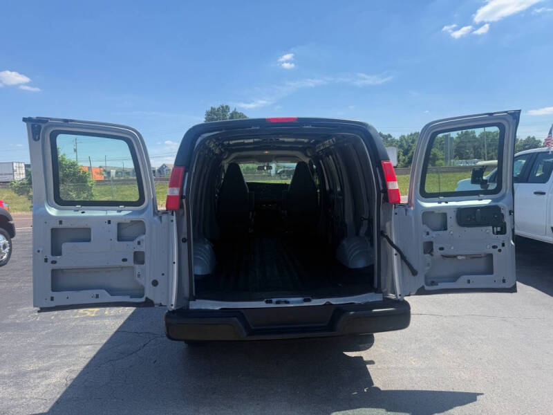 2017 Chevrolet Express 2500