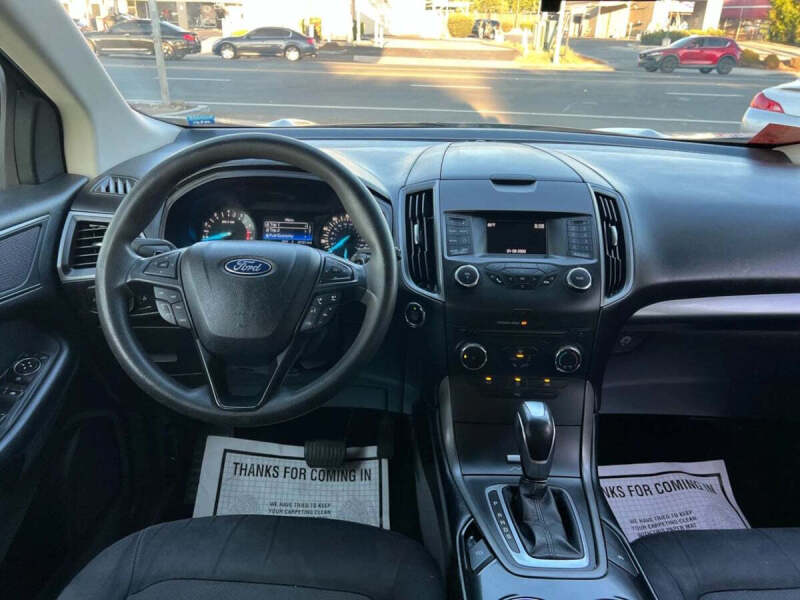 2017 Ford Edge SE