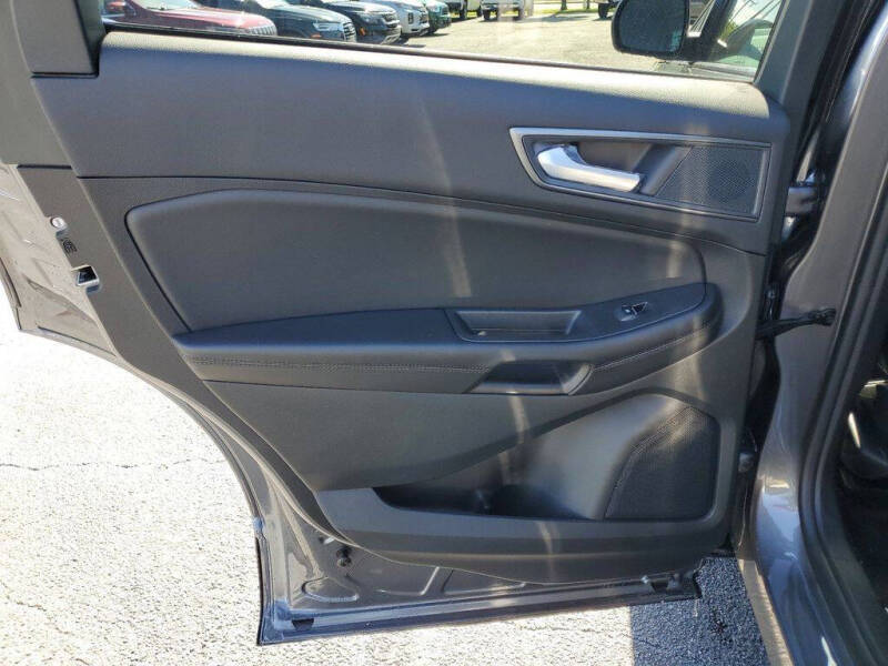 2024 Ford Edge SE