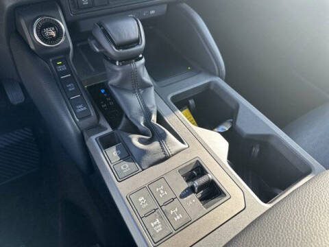 2025 Toyota Land Cruiser