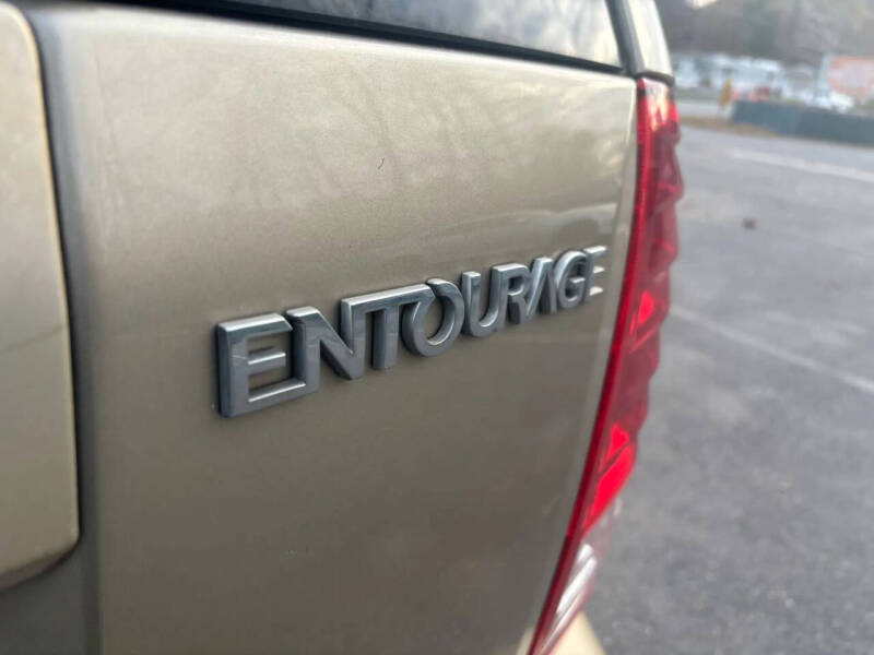 2007 Hyundai Entourage