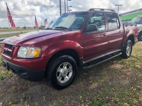 2004 Ford Explorer Sport Trac for sale at EXECUTIVE CAR SALES LLC in North Fort Myers FL