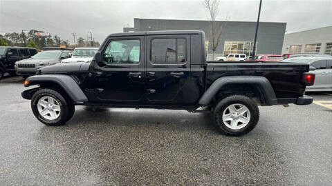 2023 Jeep Gladiator Sport S