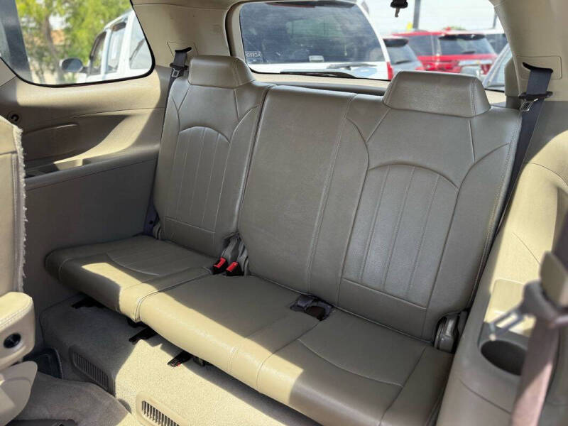 2016 GMC Acadia Denali