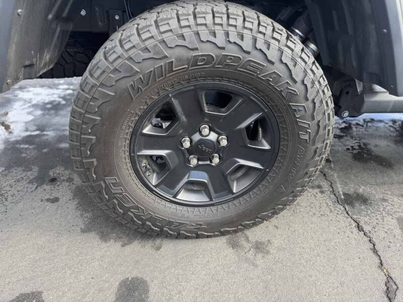 2023 Jeep Gladiator Mojave