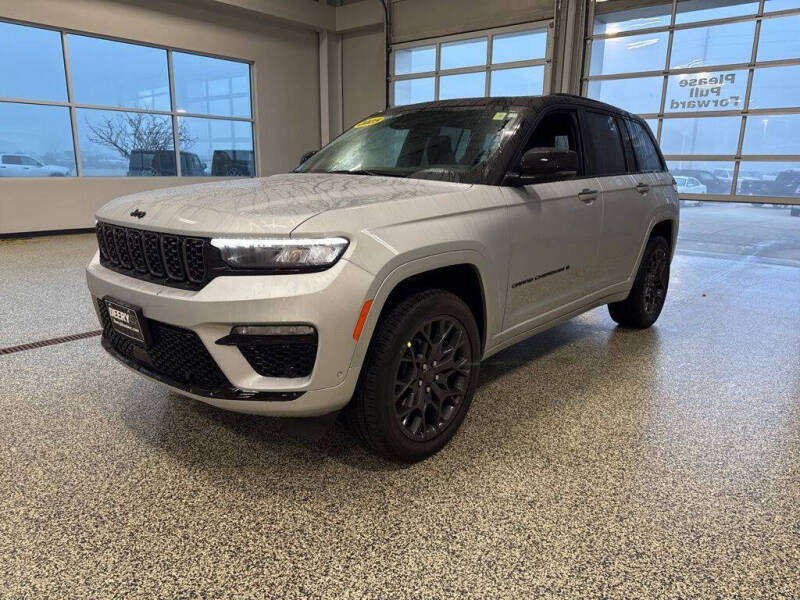 2025 Jeep Grand Cherokee Summit