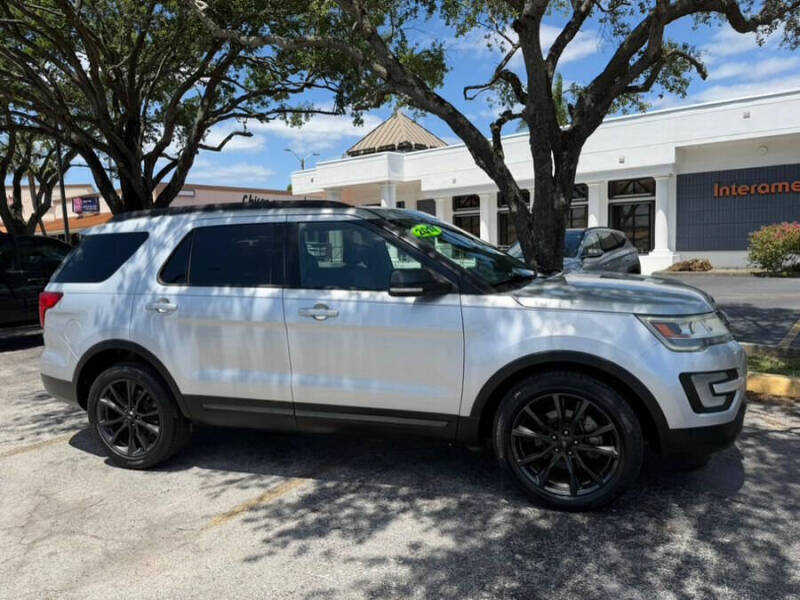 2017 Ford Explorer XLT
