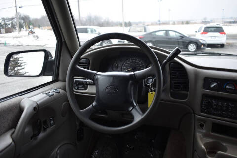 2002 Chevrolet Astro LS