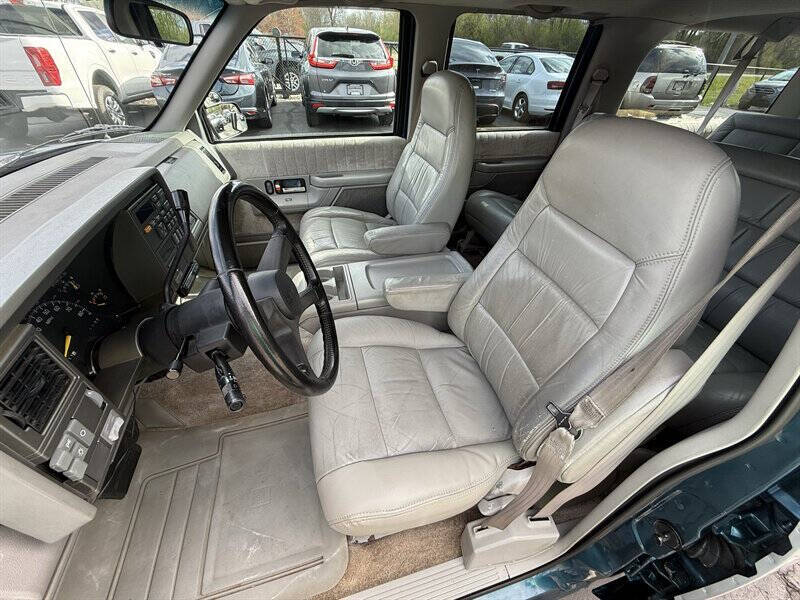 1994 GMC Suburban C1500