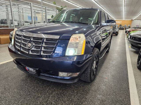 2009 Cadillac Escalade Hybrid for sale at Dixie Motors in Fairfield OH