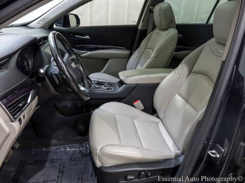 2023 Cadillac XT4 Luxury