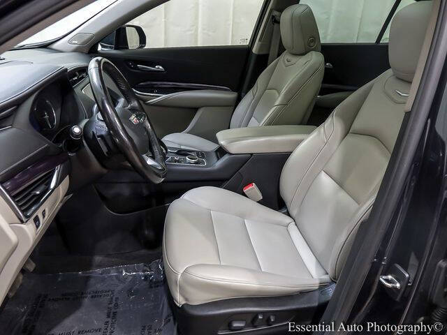 2023 Cadillac XT4 Luxury