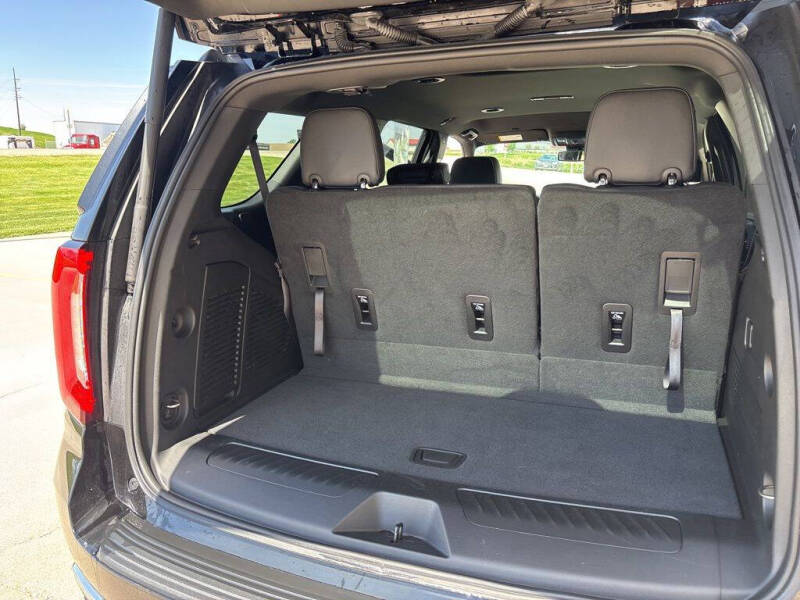 2024 GMC Yukon SLT