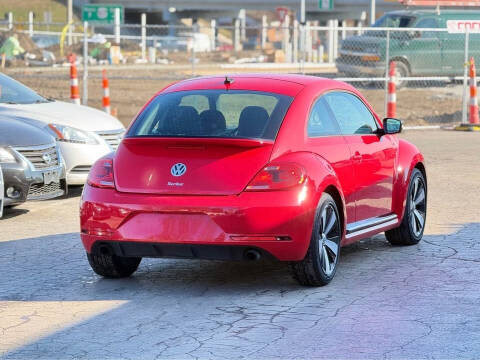 2014 Volkswagen Beetle R-Line