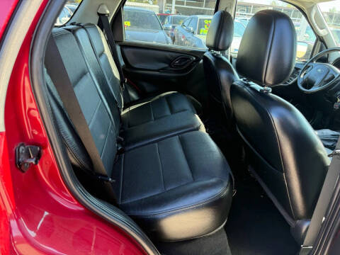 2005 Ford Escape Limited