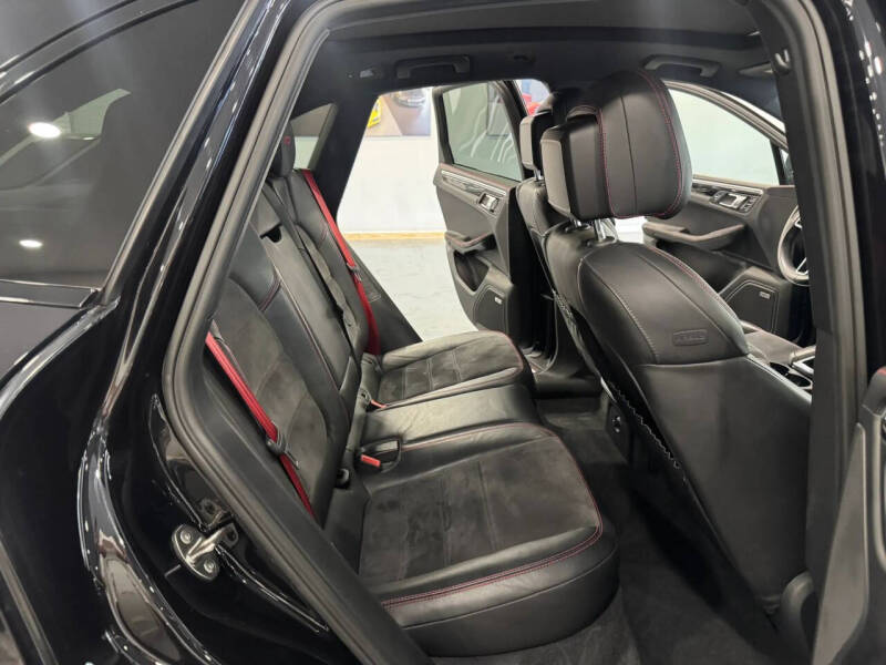 2017 Porsche Macan GTS