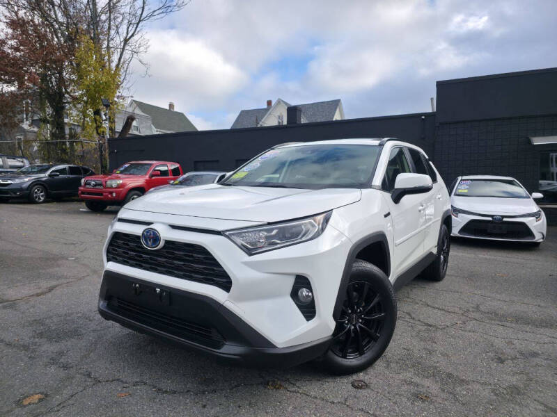 2021 Toyota RAV4 Hybrid XLE