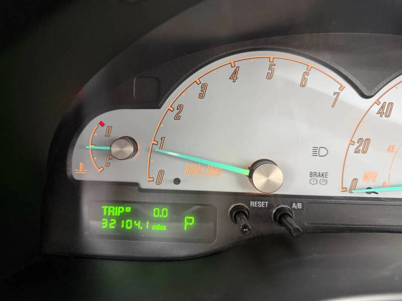 2002 Ford Thunderbird Deluxe