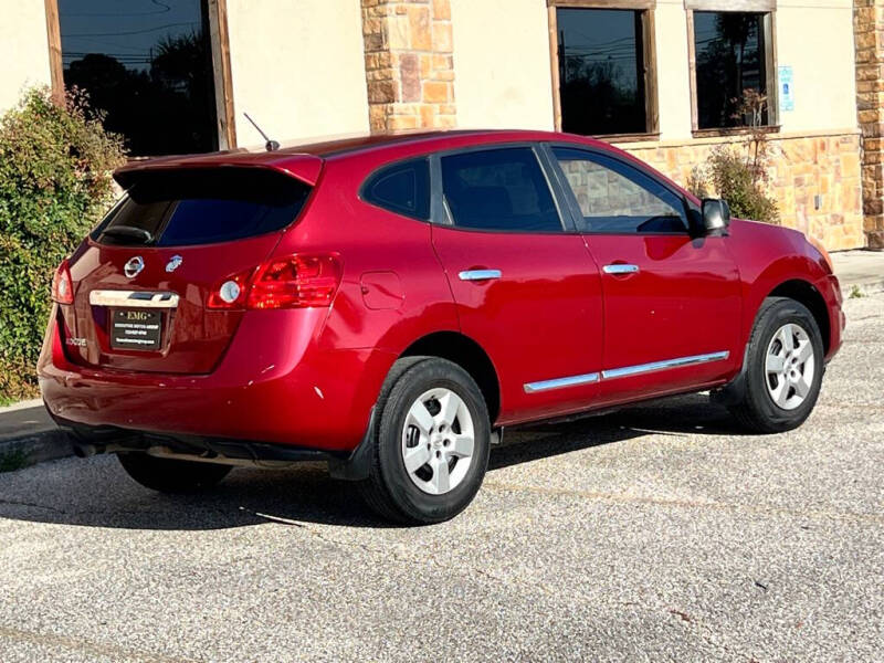 2013 Nissan Rogue S photo 4