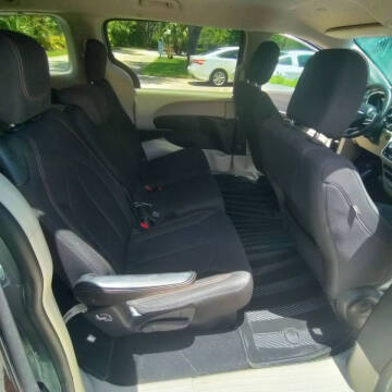 2017 Chrysler Pacifica LX