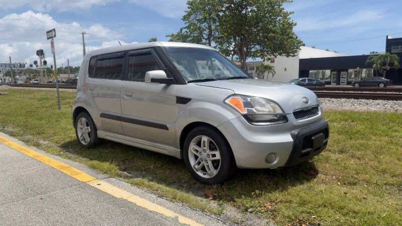 2010 Kia Soul +