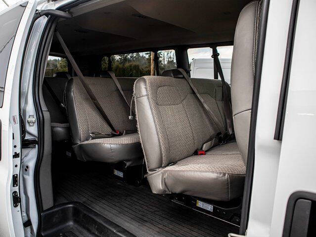 2023 Chevrolet Express LS 3500