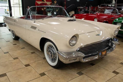 1957 Ford Thunderbird
