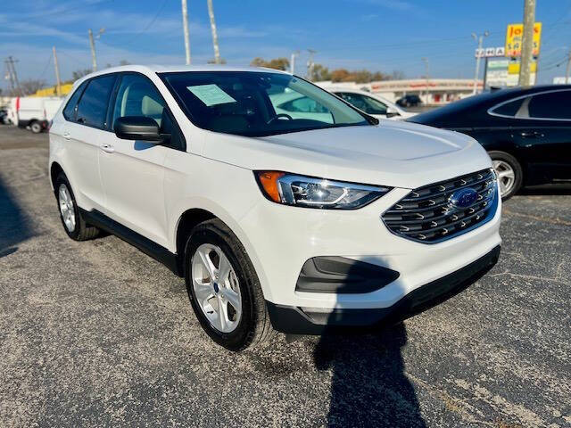 2022 Ford Edge SE