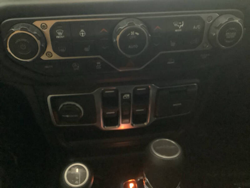 2021 Jeep Gladiator Overland