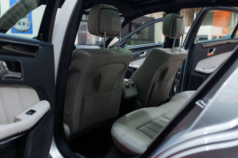 2010 Mercedes-Benz E-Class