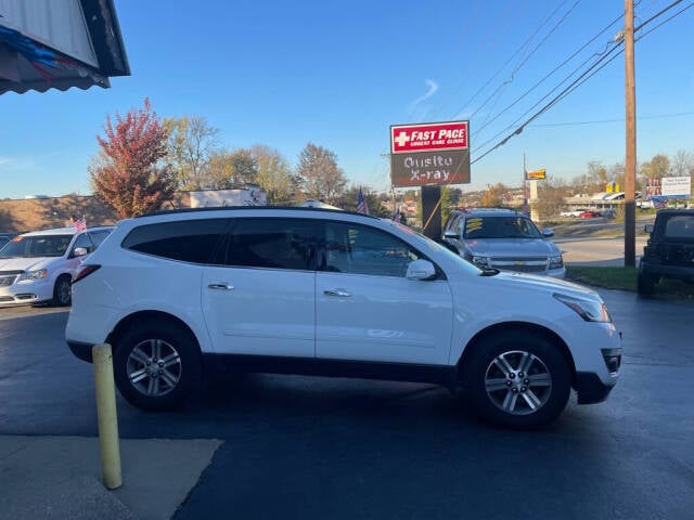 2017 Chevrolet Traverse for sale at Michael Johnson @ Allens Auto Sales Hopkinsville in Hopkinsville, KY