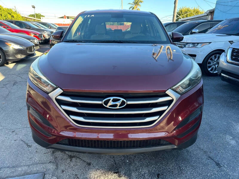 2017 Hyundai Tucson for sale at Molina Auto Sales in Hialeah FL