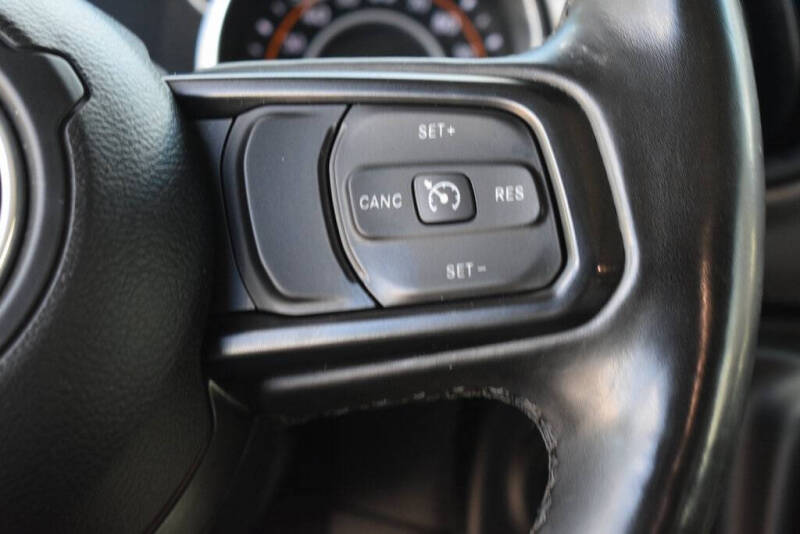 2022 Jeep Gladiator Sport