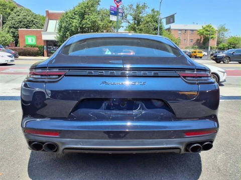 2019 Porsche Panamera GTS