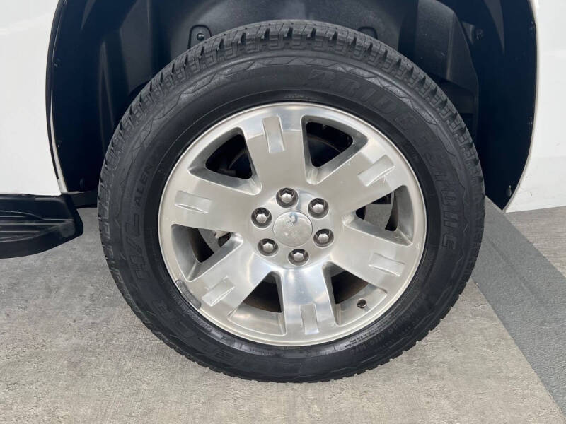 2011 GMC Yukon SLT
