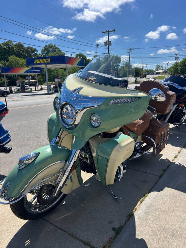2017 Indian ROADMASTER CLASSIC