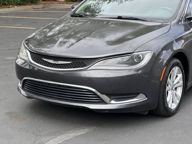 2016 Chrysler 200 Limited